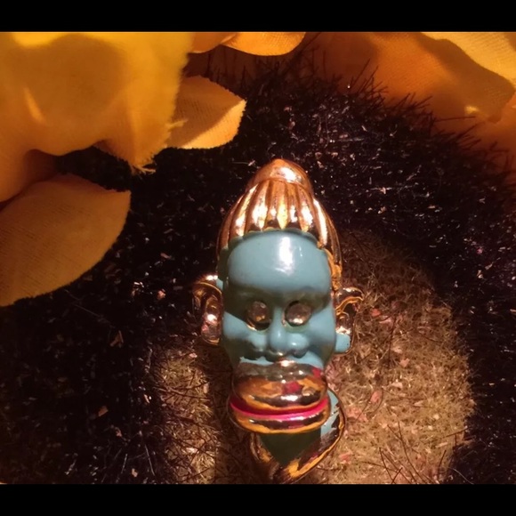 TRIBAL PIN TEAL FACED WITH A LIP PLATE RED LIPS White Crystal /Diamond like Eyes - Picture 6 of 8